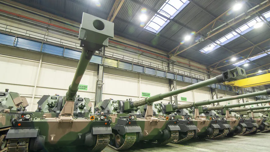 AHS Krab dla Wojska Polskiego. MON zamawia 90 armatohaubic